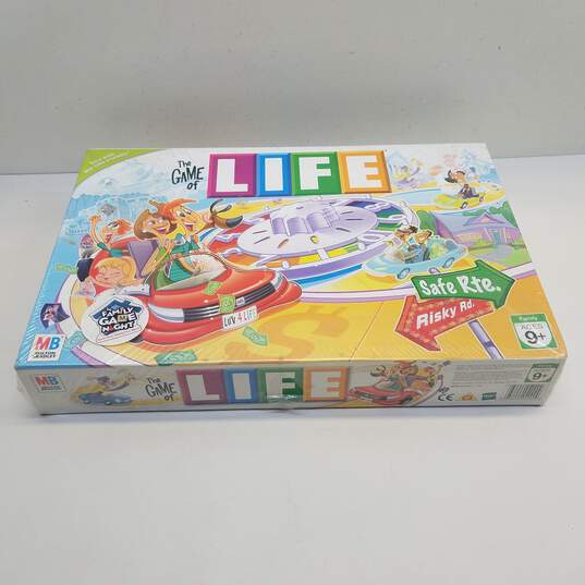 Bundle of 2 Assorted Family Board Games image number 10