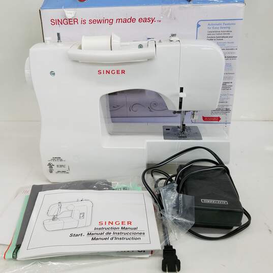 Very Talented Lady :)  Sewing machine for sale, Singer sewing machine, Singer  sewing