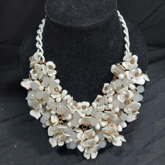 2 pc Elegant White Jewelry Bundle image number 2