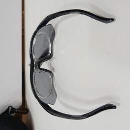 Oakley Sunglasses with Extra Lenses & Case alternative image