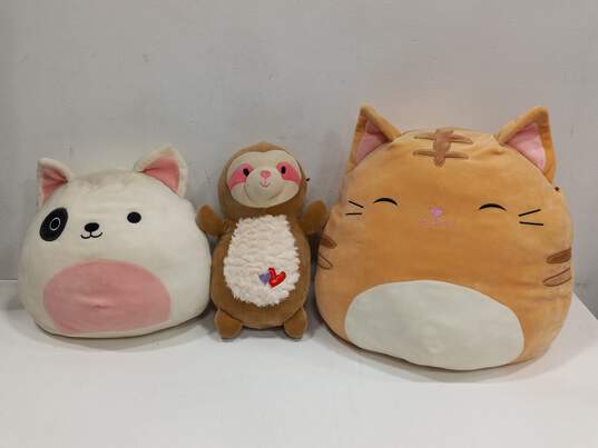 Bundle of 3 Squishmallows Plushies/Stuffed Animals image number 1