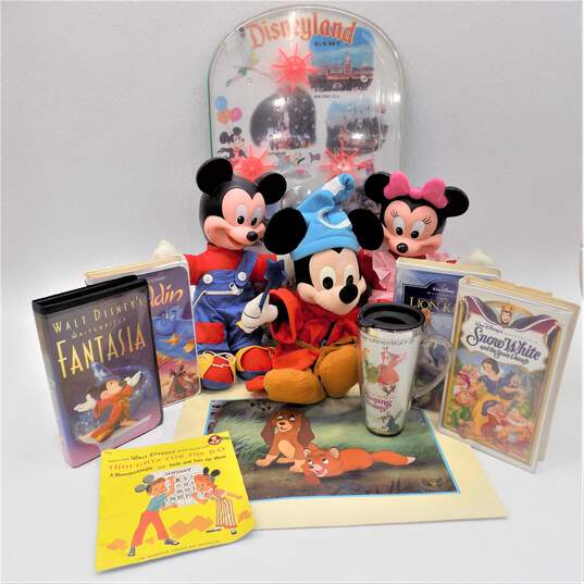 Vntg Disney Lot Disneyland Pinball Game VHS Classics Movies Plush Dolls & More image number 1
