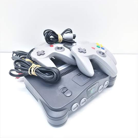 Tak ligning Hubert Hudson Buy the Nintendo 64 NUS-001(USA) console - gray | GoodwillFinds
