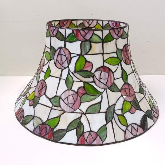 Large Stained-Glass Tiffany Style Red Roses Lamp Shade image number 1