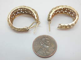 14K Yellow Gold Cut Out Oblong Hoop Omega Back Earrings for Repair 7.6g alternative image