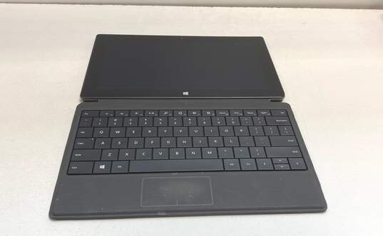 Microsoft Surface Windows RT (10.6" 32GB) FOR PARTS/REPAIR image number 2