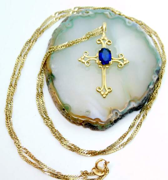 Elegant 14K Yellow Gold Sapphire Cross Pendant Necklace 4.0g image number 1