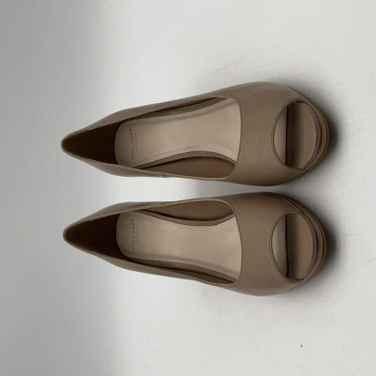 Womens Beige Leather Peep Toe Slip-On Stiletto Pump Heels Size 9 B image number 5