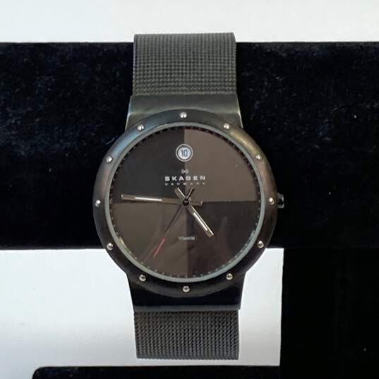 Designer Skagen Denmark 530lTMB Black Titanium Round Quartz Analog Wristwatch image number 1