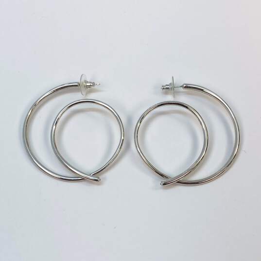 Designer Kendra Scott Silver-Tone Push Back Myles Hoop Earrings image number 2