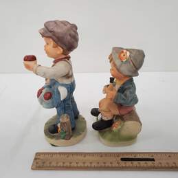 Napcoware Vintage Ceramic Figurines Set of 2 alternative image
