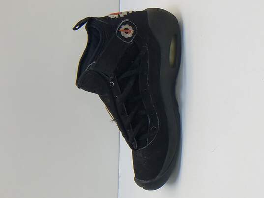 Nike Boy's Air Shake Ndestrukt Gs Basketball Shoes Size 5Y image number 2
