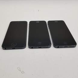 Apple iPhone 5 (A1428 & 1429) - Lot of 3 (For Parts Only) alternative image