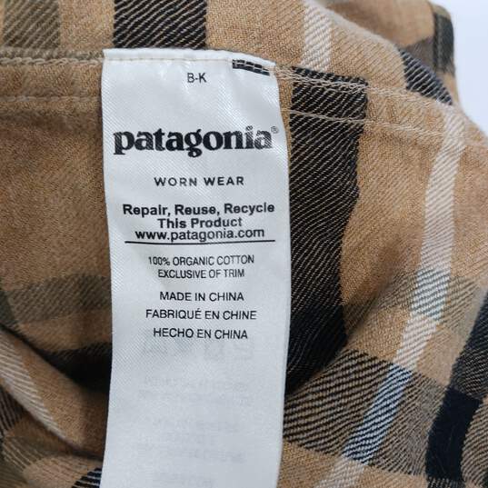 Patagonia Men's Flannel Shirt Size Medium image number 4