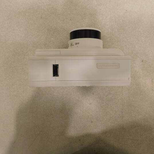 Lomography Lomo Instant Film Camera The Adventure Challenge White image number 6