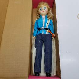 Vintage 1981 A & H Bell Telephone Company Operator blonde doll in box