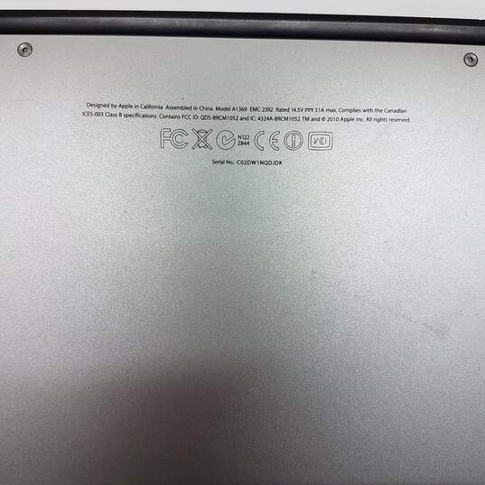 2010 MacBook Air 13in Laptop Intel Core 2 Duo SL9600 CPU 2GB RAM 256GB SSD image number 7