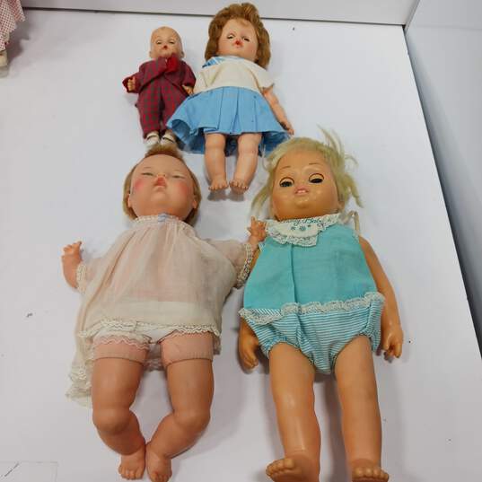 Bundle of 8 Assorted Vintage Dolls image number 4
