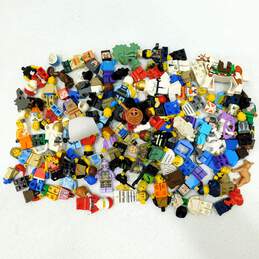 10.1oz Lego Mini Figure Mixed Lot