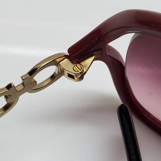 AUTHENTICATED COACH HC8145 'MILKY BLACK CHERRY' SUNGLASSES image number 6