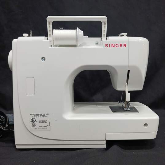 White Singer Prelude Sewing Machine w/ Pedal & Power Cord image number 2