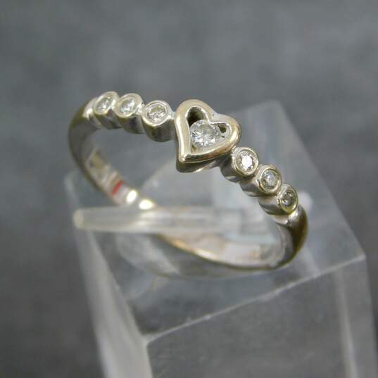 10K White Gold 0.12 CTTW Diamond Heart Ring 2.0g image number 1