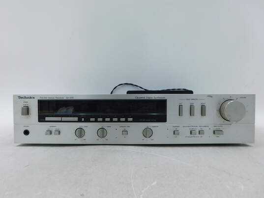 VNTG Technics Model SA-206 FM/AM Stereo Receiver w/ Power Cable image number 1