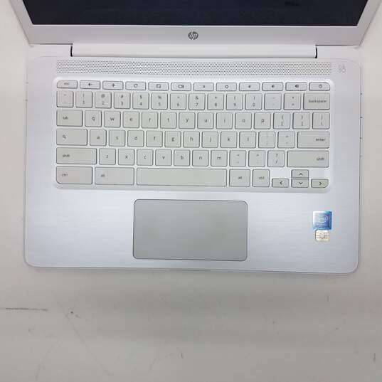 HP White Chromebook 14in Intel Celeron CPU 4GB RAM 16GB SSD image number 3