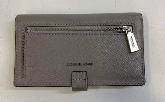 Michael Kors Gray Leather Bifold Zip Envelope Card Organizer Wallet image number 1
