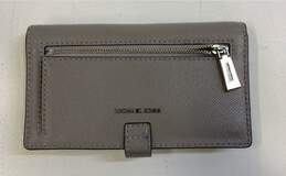 Michael Kors Gray Leather Bifold Zip Envelope Card Organizer Wallet