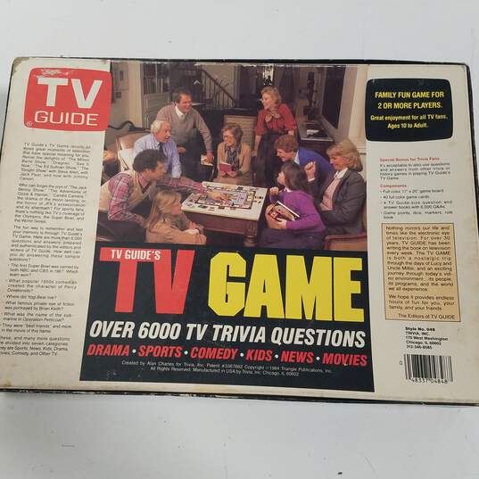 Tv Guides  TV Trivia Board Game Classic Family Game image number 7