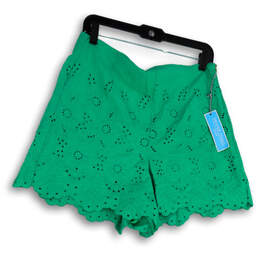 NWT Womens Green Eyelet Scalloped Hem Side Zip Mom Shorts Size 14 alternative image