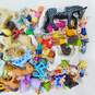 8.9 oz. LEGO Friends Minifigures Bulk Lot image number 3