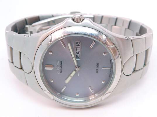 Citizen Eco Drive 9N1444 Calendar Stainless Steel Watch 101.4g image number 2