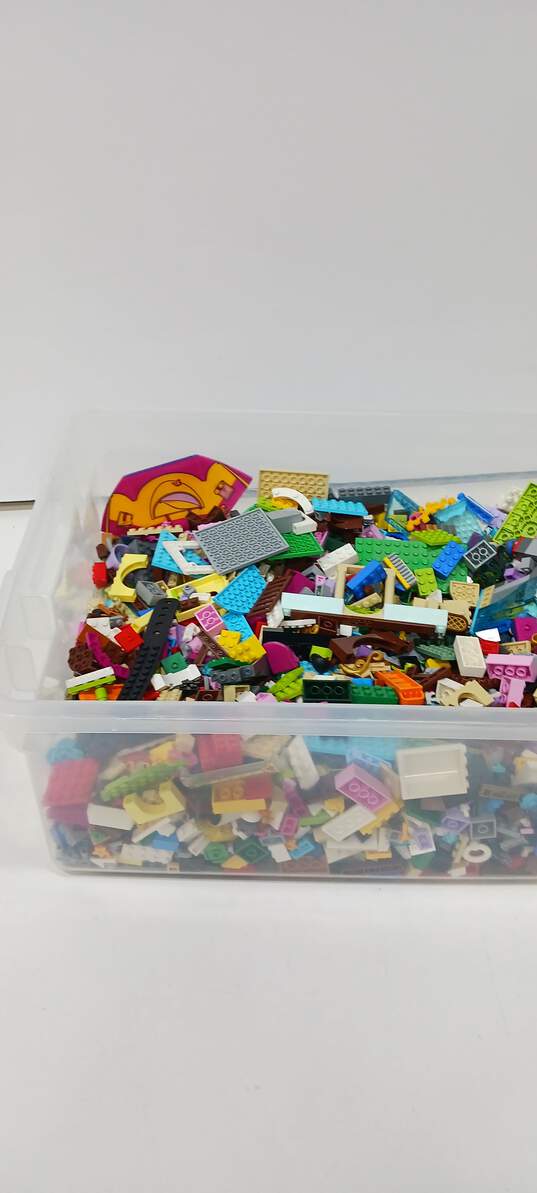 10 lbs of Assorted Lego Pieces image number 4