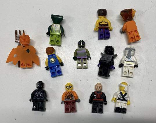 Mixed Lego Ninjago & Chima Minifigures Bundle (Set of 12) image number 2