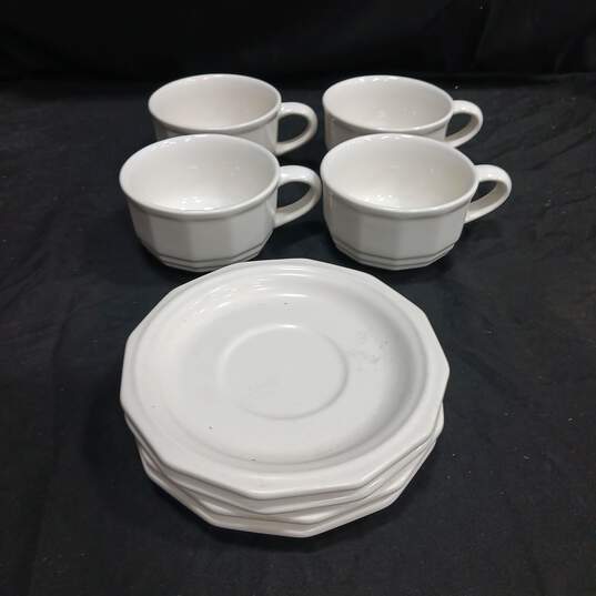 8 Pc. Bundle of Pfaltzgraff Cups and Saucers image number 1