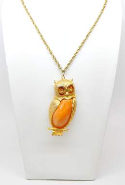 VNTG Marbled Lucite Jelly Belly Gold Tone Owl Pendant Necklace 69.1g