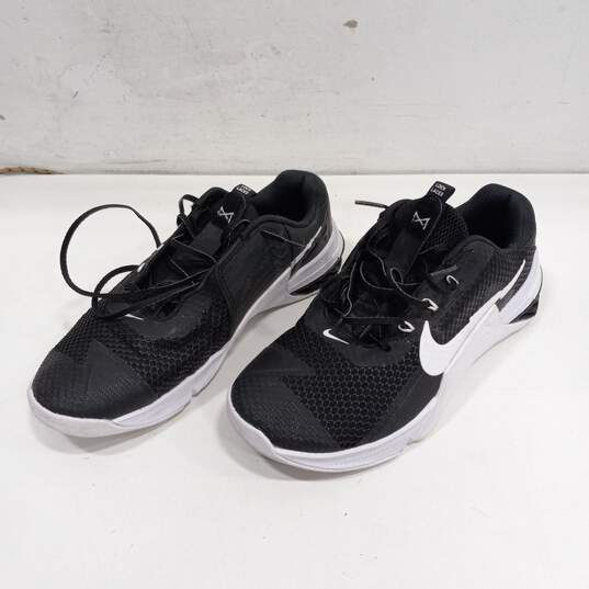 Men’s Nike Metcon Sneakers Sz 9 image number 2