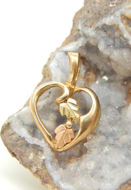 10K Yellow & Rose Gold Etched Leaf Open Heart Pendant 1.0g
