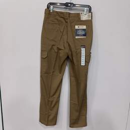 Haggar Men's Classic Fit Cotton Stretch Cargo Pants Size 32x30 alternative image