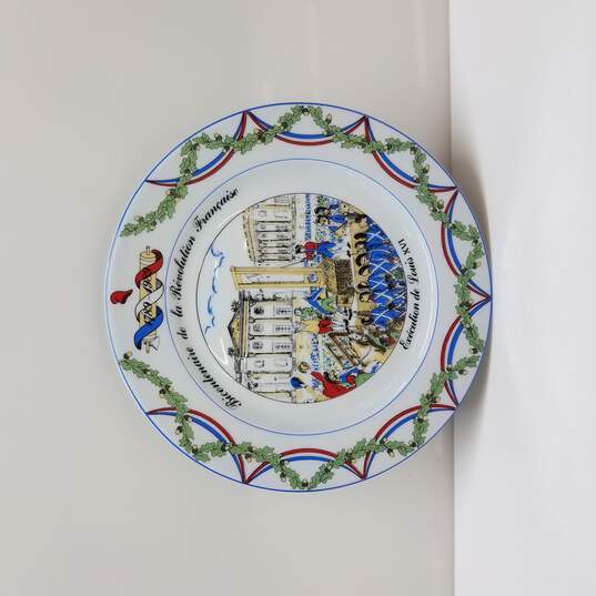 VTG 1989 Apilco French Revolution Bicentennial Fine China 10.25 Inch Dinner Plate Made in France image number 1