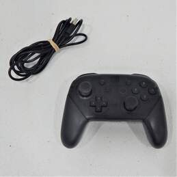 Nintendo Switch Pro Controller with Cable HAC-013