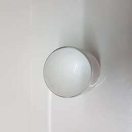 Glassybaby "Hope" White Glass Candle Votive alternative image