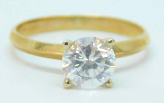 14K Yellow Gold Round CZ Solitaire Ring 1.9g image number 1