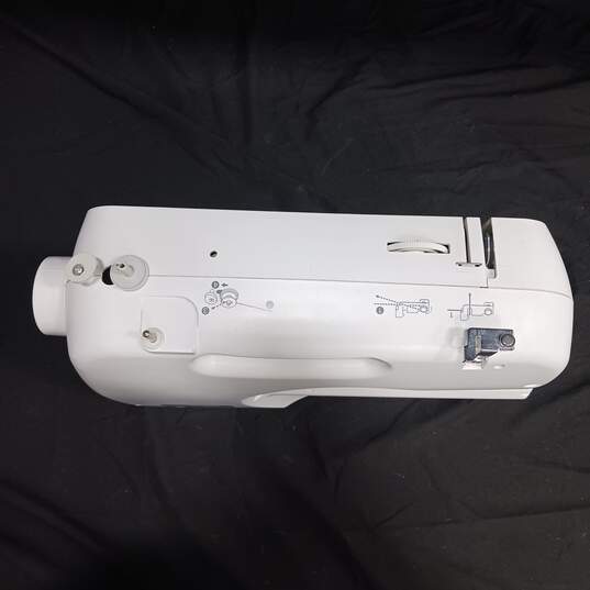Brother CE-500PRW Sewing Machine image number 6