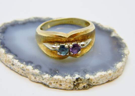 14K Yellow Gold Florentine & Polished Finish Simulated Birthstone Mother's Ring 5.0g image number 1
