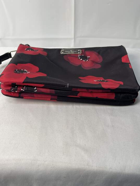 Certified Authentic Kate Spade Black Floral Design Crossbody Bag image number 4