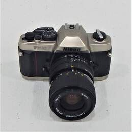 Nikon FM10 35mm SLR Film Camera w/ Nikkor 35-70mm Lens