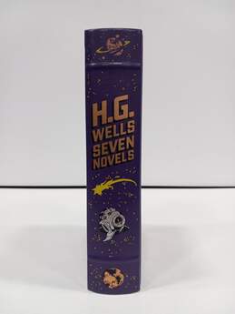 H.G. Wells Seven Novels Omnibus Collection Hardcover alternative image
